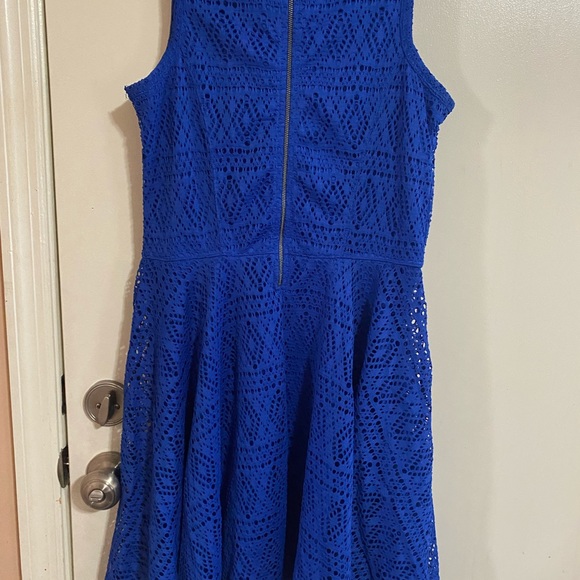 Blue dress size medium - Picture 4 of 5